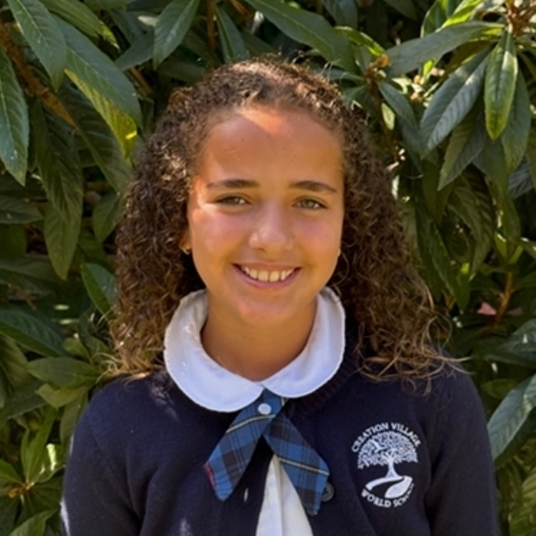 Alice Almeida head shot