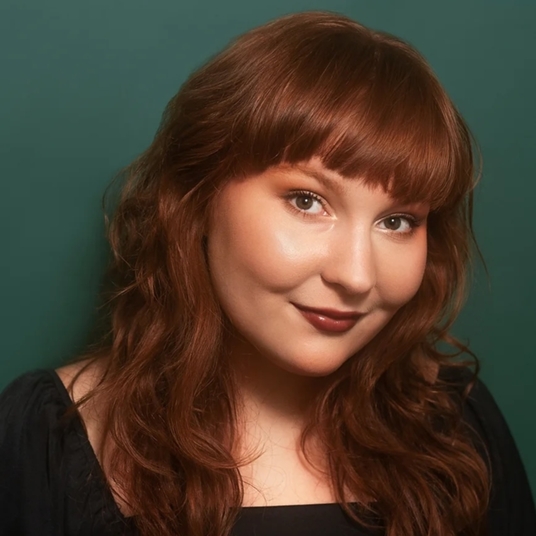 Amanda Xander head shot