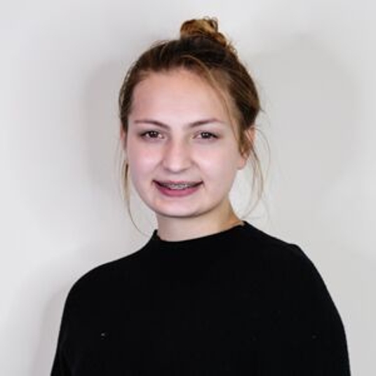 Emily Smith head shot