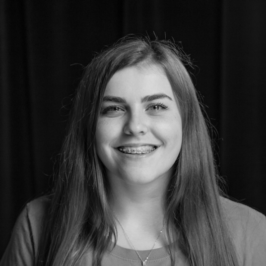 Angela Carraher head shot