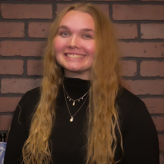 Zoe Stiles head shot